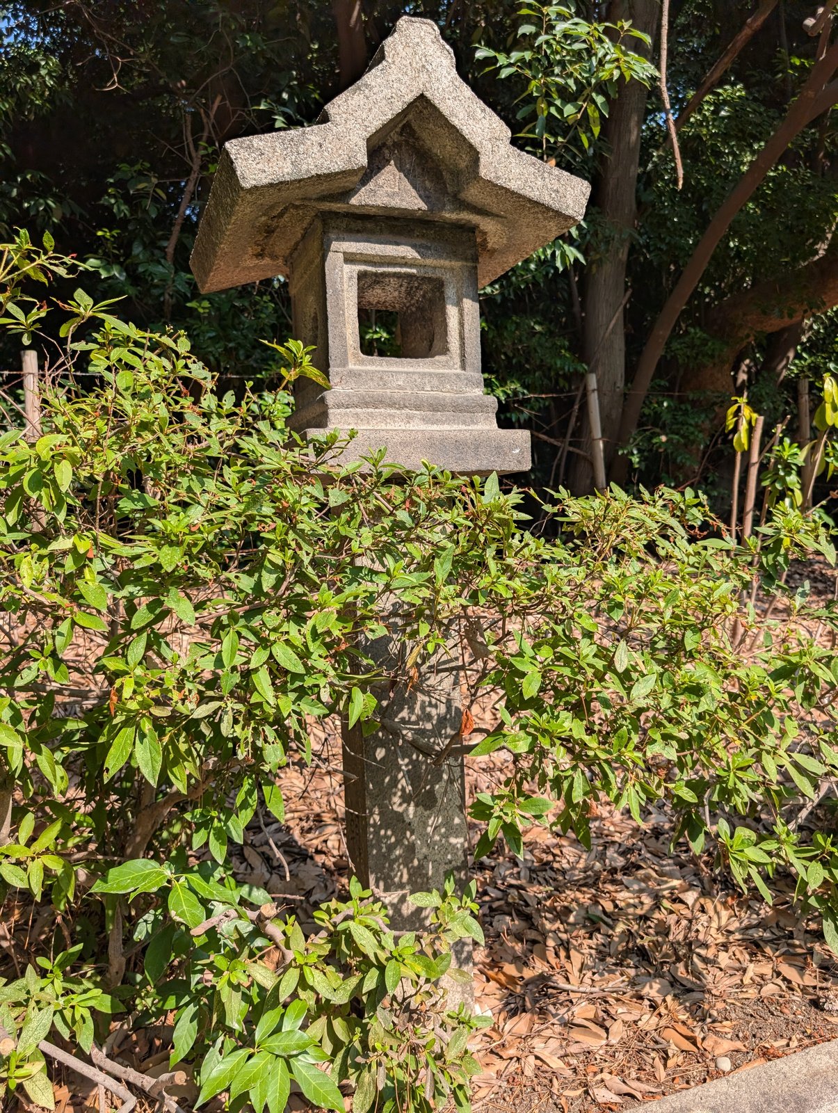 住吉神宮寺跡の碑