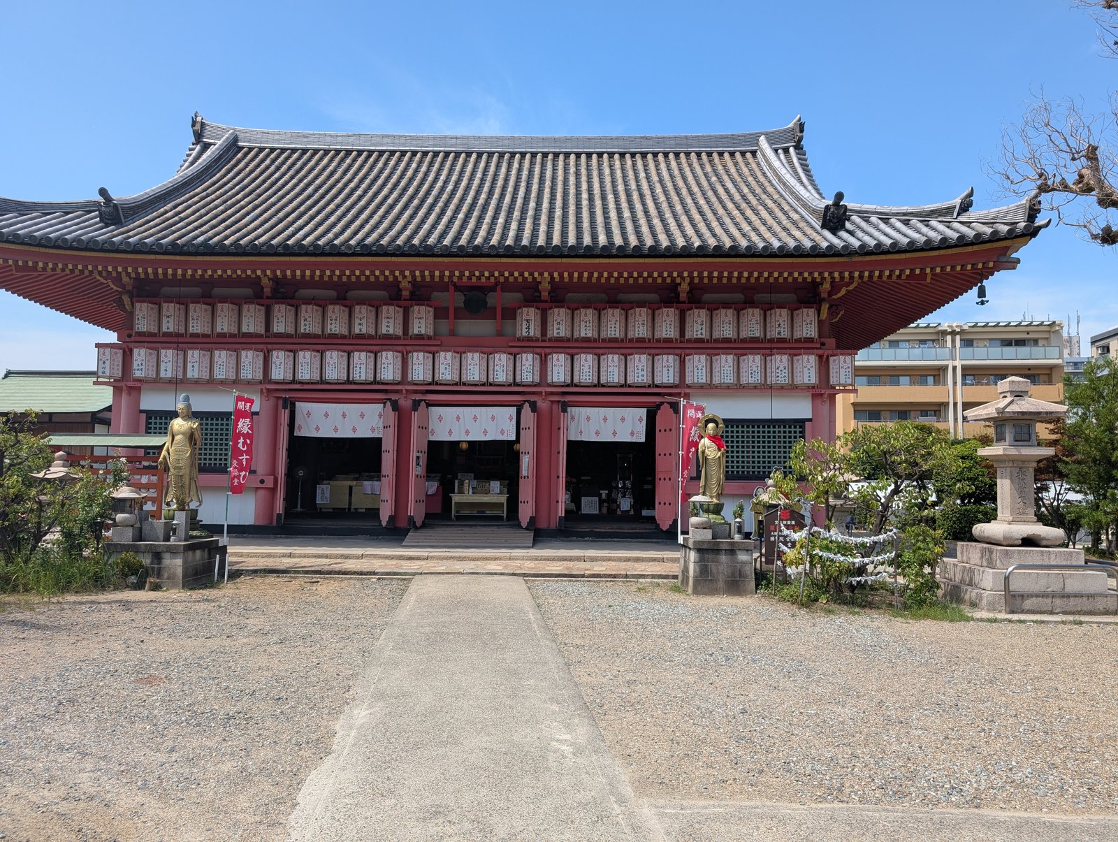 金堂。元和4年(1618年)徳川秀忠の再建と伝わる
