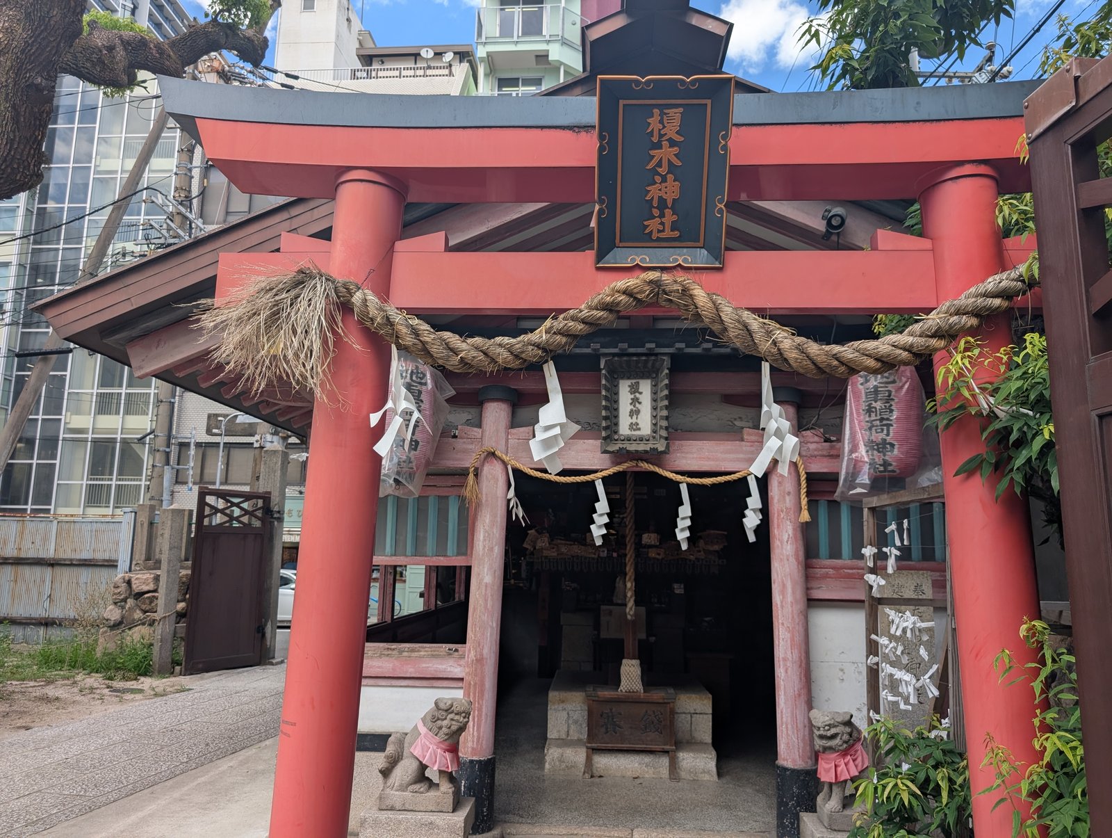 地車型の社殿で知られる榎木神社