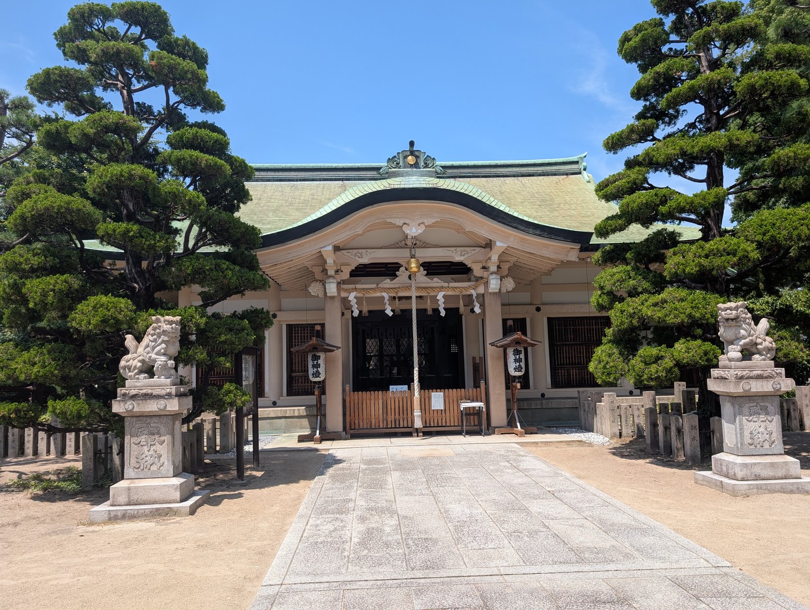 拝殿
